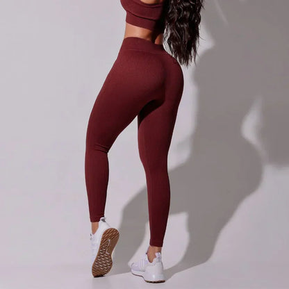 Conjunto Fitness Infinity Acanalado Vino