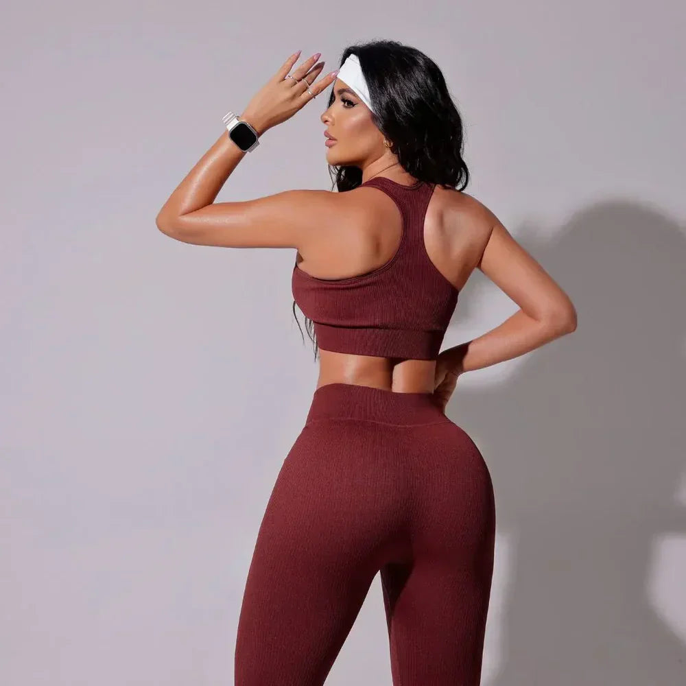 Conjunto Fitness Infinity Acanalado Vino