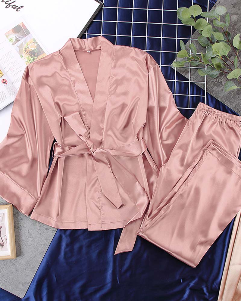 Camisa de satén tintada con camisón con cordones